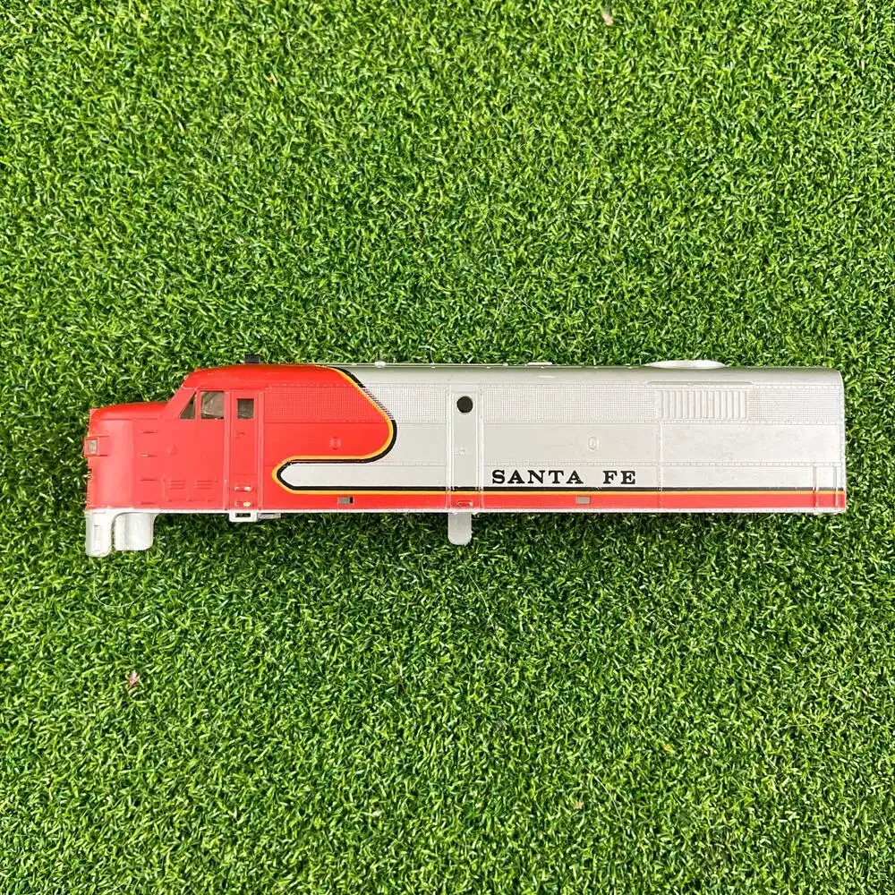 Vintage Santa Fe Model Train Locomotive HO Scale Alco PA-1 Diesel Engine